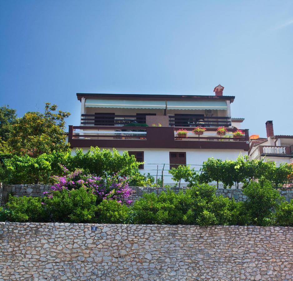 Apartments Lina 2023 Rabac Esterno foto