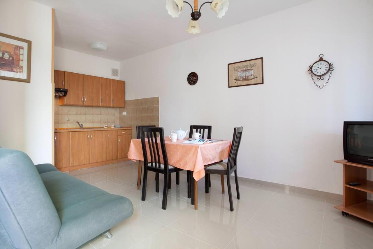 Apartments Lina 2023 Rabac Esterno foto