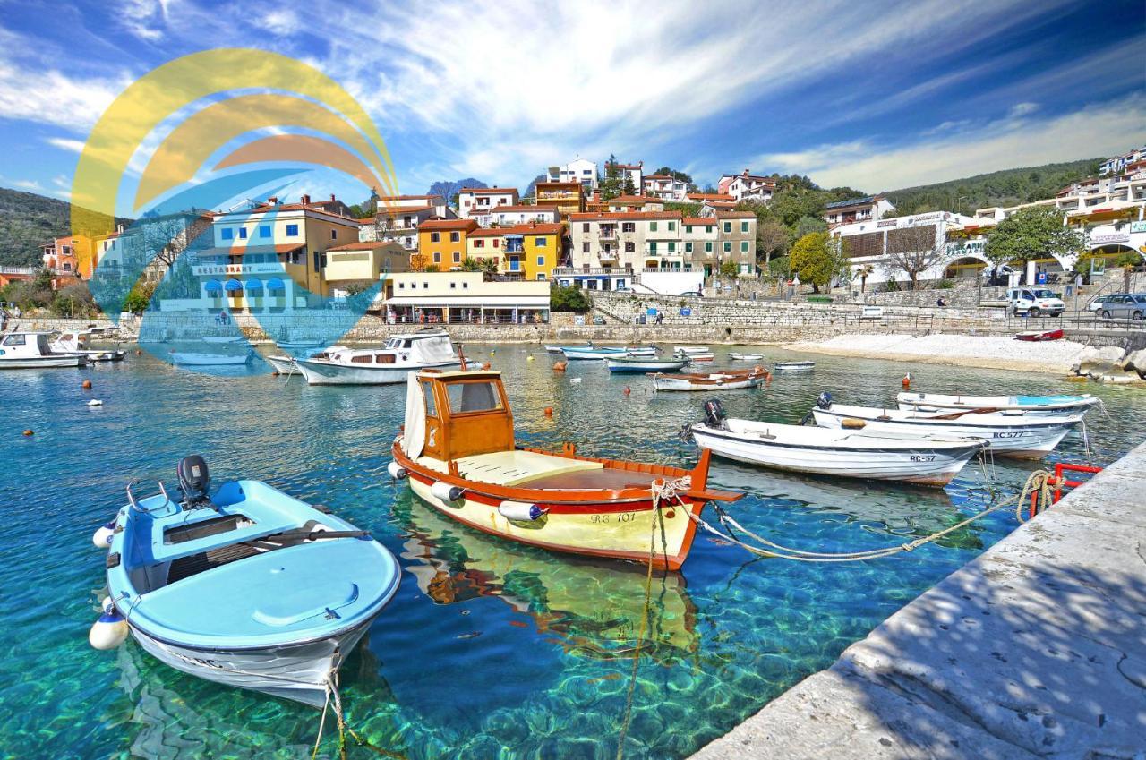 Apartments Lina 2023 Rabac Esterno foto