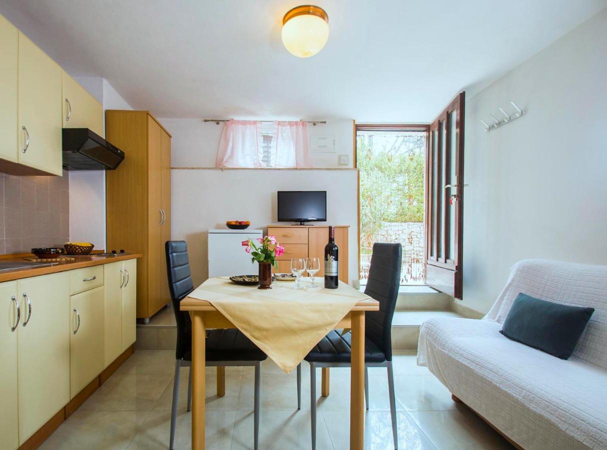 Apartments Lina 2023 Rabac Esterno foto